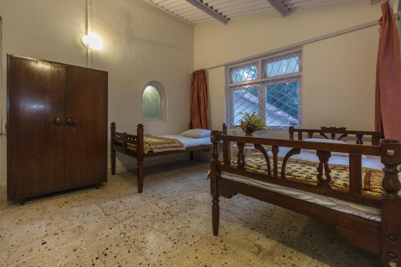 Saffronstays Firdaus Baug Khamshet Dış mekan fotoğraf