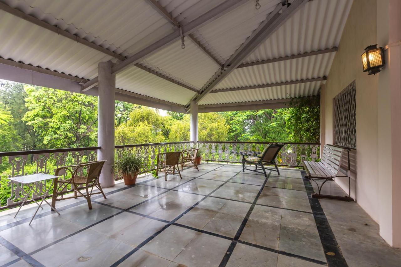 Saffronstays Firdaus Baug Khamshet Dış mekan fotoğraf