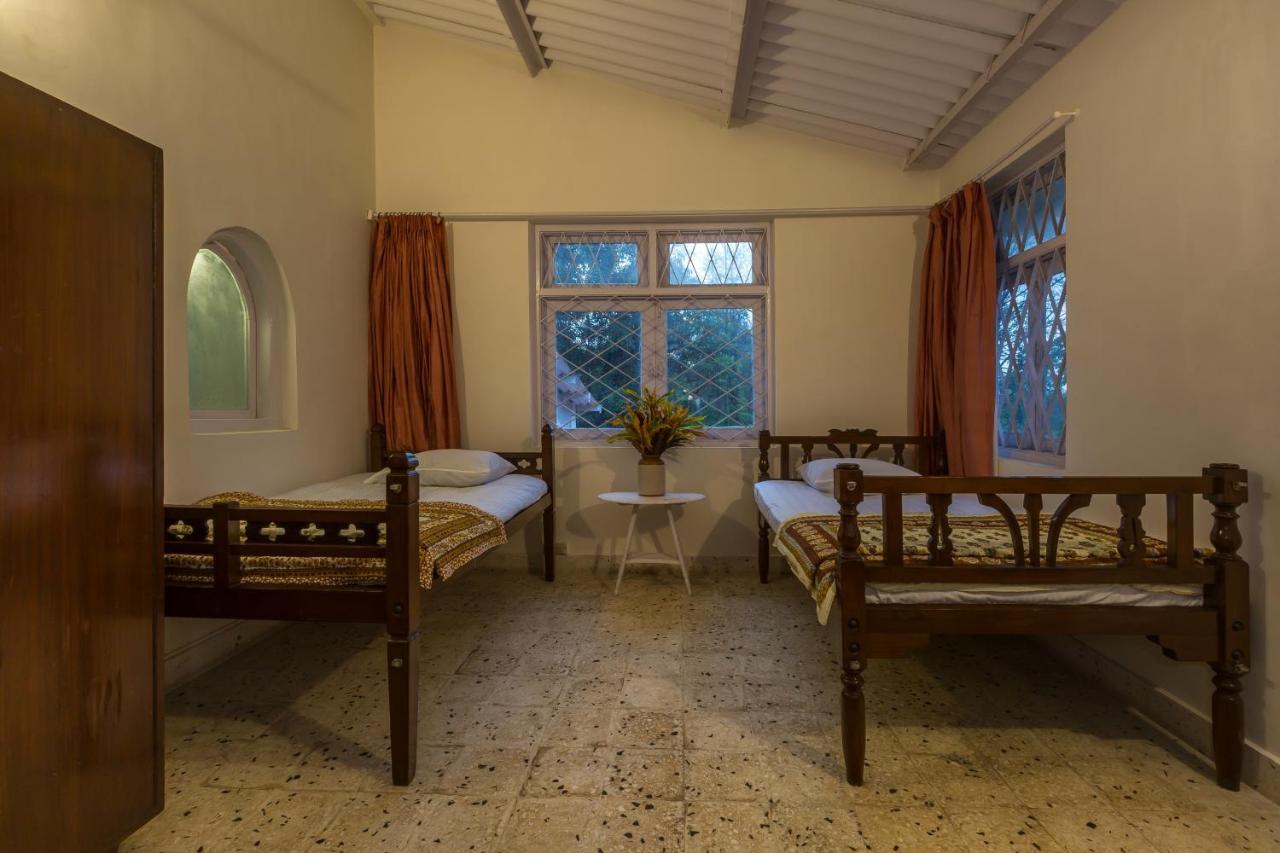 Saffronstays Firdaus Baug Khamshet Dış mekan fotoğraf
