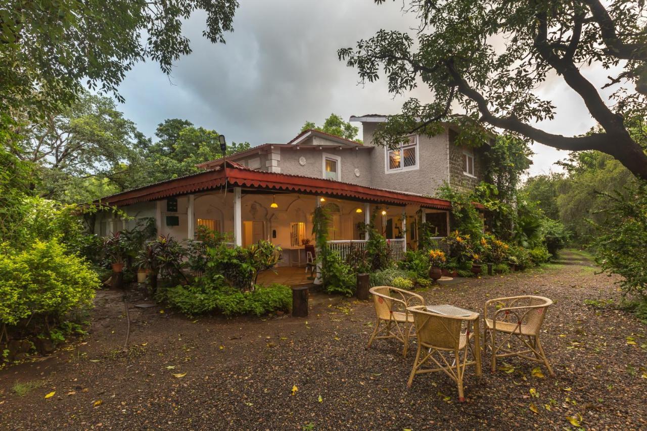 Saffronstays Firdaus Baug Khamshet Dış mekan fotoğraf