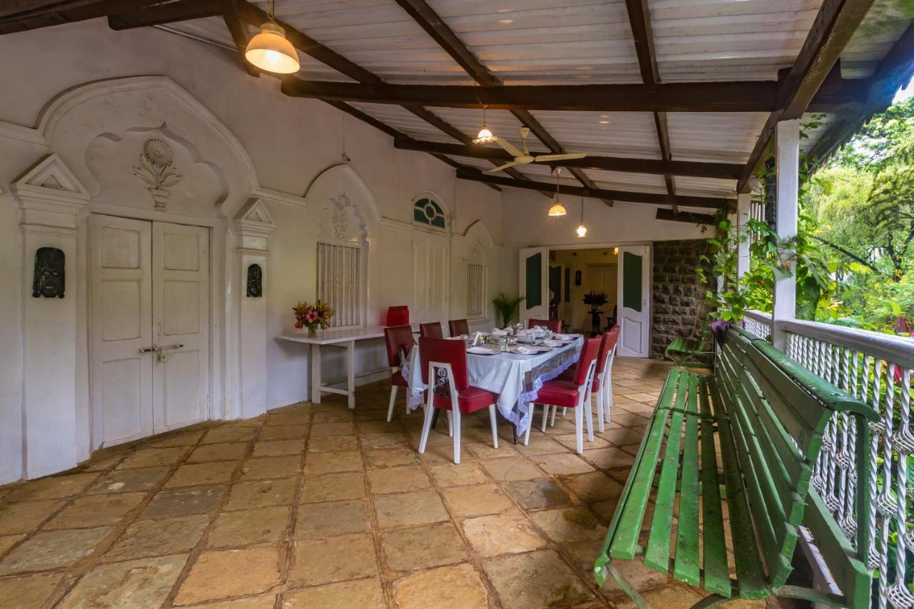 Saffronstays Firdaus Baug Khamshet Dış mekan fotoğraf