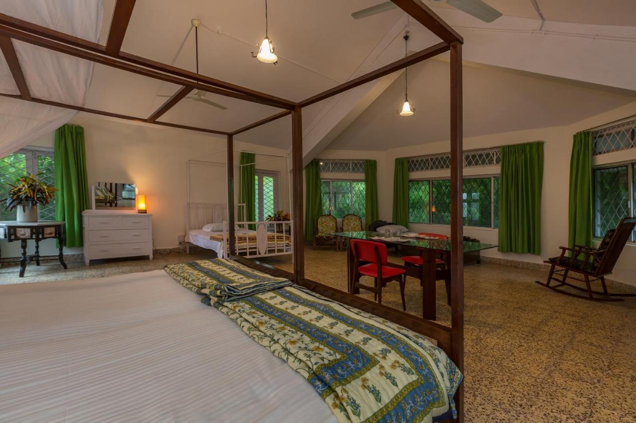 Saffronstays Firdaus Baug Khamshet Dış mekan fotoğraf
