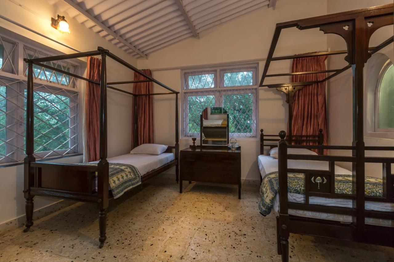 Saffronstays Firdaus Baug Khamshet Dış mekan fotoğraf
